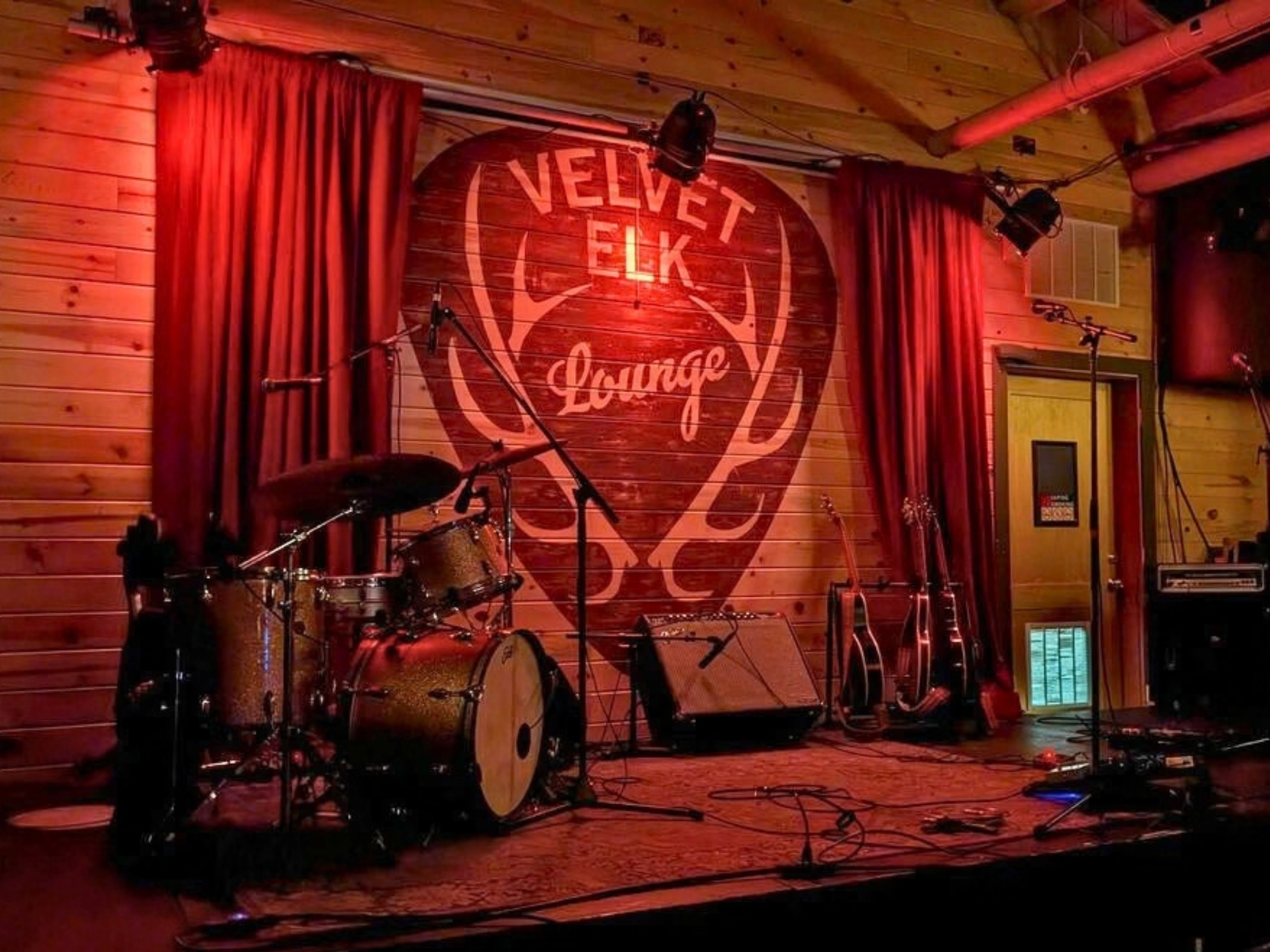 Elk Stage